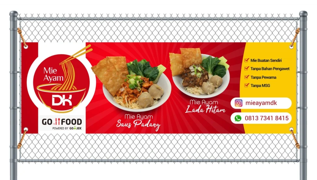 Desain spanduk mie ayam DK Palembang dengan tata letak visual promosi luar ruang yang cerah dan profesional.