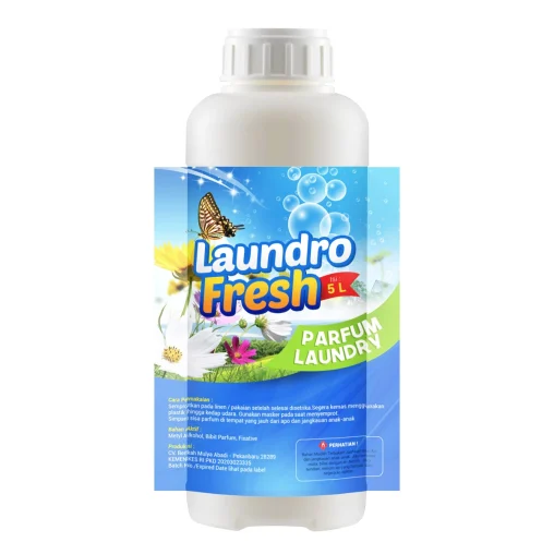 Portofolio desain sticker kemasan botol Laundro Fresh parfum laundry 5 liter, menampilkan visual bunga segar dan informasi keselamatan produk.