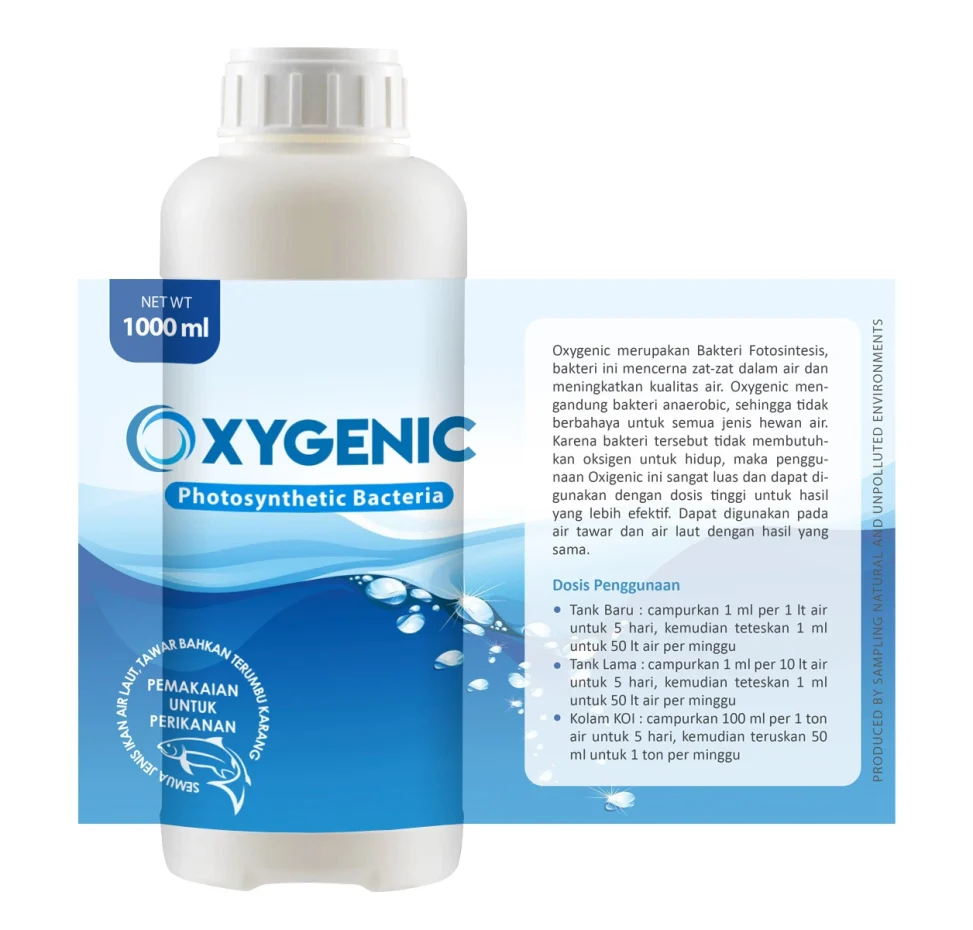 Desain stiker kemasan botol Oxygenic Photosynthetic Bacteria, menampilkan panduan dosis yang jelas dan branding profesional untuk produk perikanan.